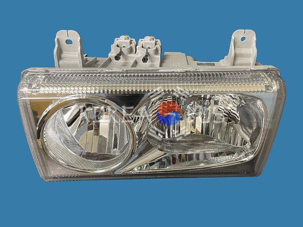 Фара Daewoo Ultra Novus левая пластик 38310-00440 3831000440