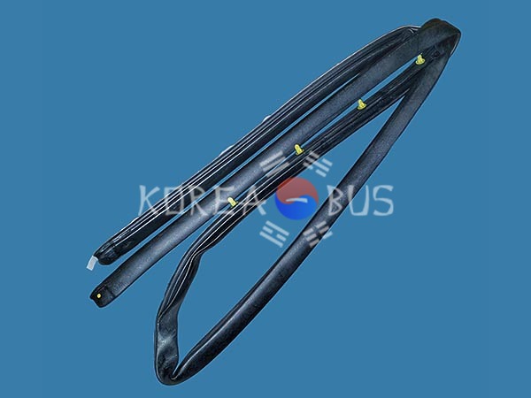 Резинка двери уплотнительная Daewoo Ultra Novus правая 37521-00130 37521-00132 3752100130 3752100132