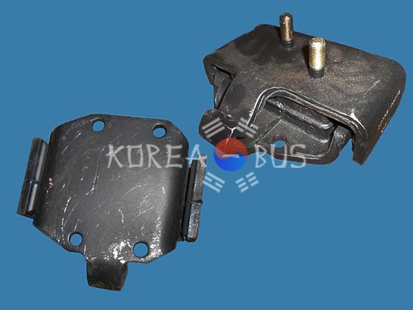Подушка двигателя Daewoo Ultra Novus DOOSAN DE12 D2366 DV15T задняя правая 32153-00380 32153-00384 3215300380 3215300384