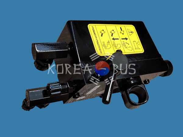 Помпа насос ручного подъема кабины Daewoo Ultra Novus 34873-01450 34873-01040 3487301040 3487301450