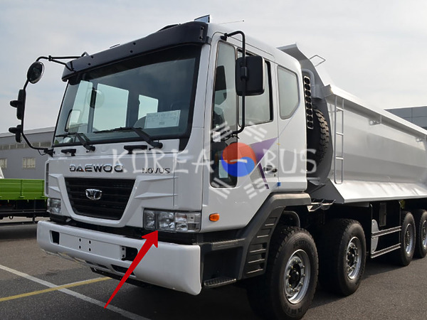 Фара Daewoo Ultra Novus левая пластик 38310-00550 38310-01170 3831000550 3831001170