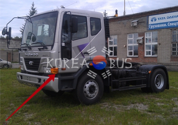 Поворотник передний левый Daewoo Novus