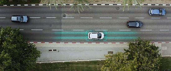 Индукционная зарядка прямо по дороге